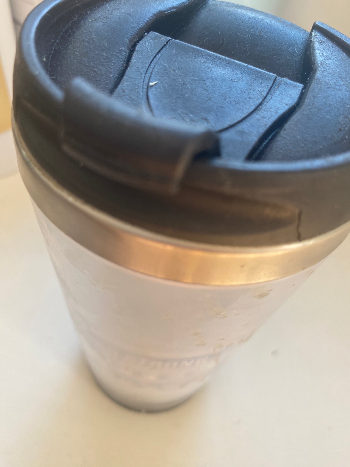 Filtre Kahve-Termos Mug ile servis edilir.